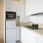 Avec Balcon Centre מונטריי