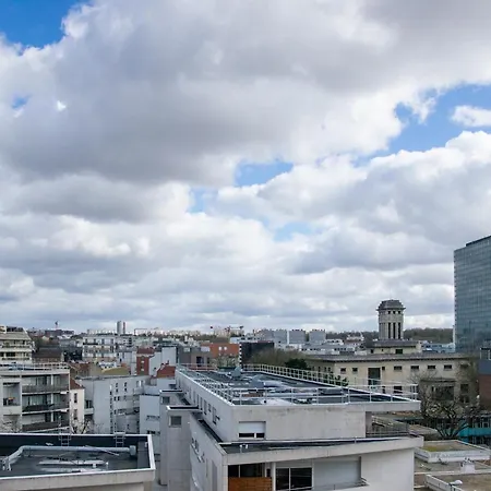 Avec Balcon Centre *